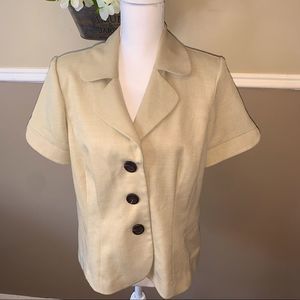 Size 12 Pleated Beige Short Sleeve Blazer Studio I